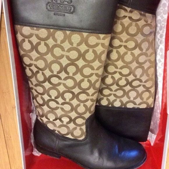 Coach Chrissi boots authentic size 8.5 - Picture 3 of 7
